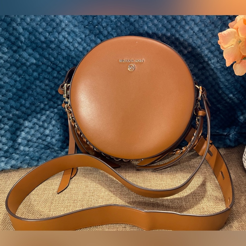 Michael Kors Delancey Medium Leather Canteen Crossbody Bag